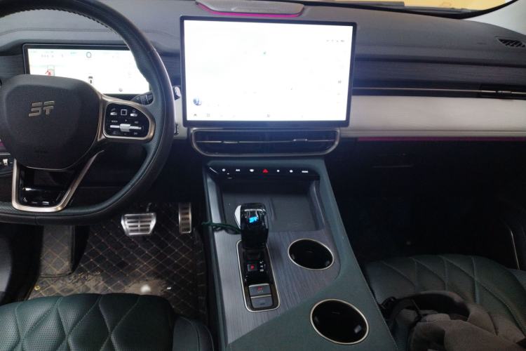 Used JETOUR Shanhai Shanhai L9 2024 1.5TD 2DHT Pro 7-Seater
