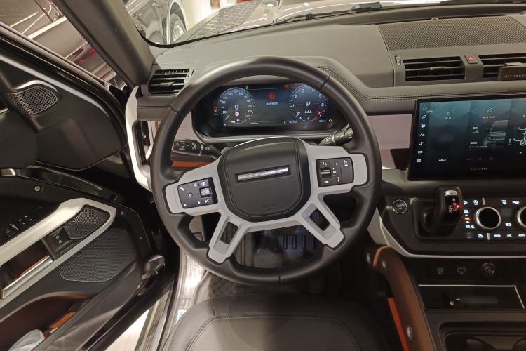 Used Land Rover Defender 2024 110 3.0T P400 X-DYNAMIC HSE
