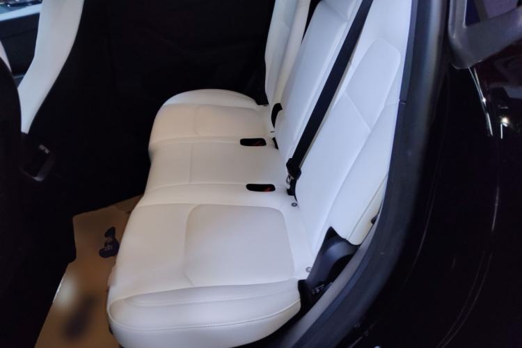 Used Tesla Model Y 2024 Rear-Wheel-Drive Version
