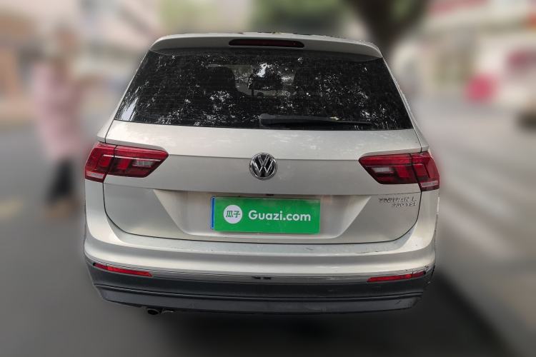 Used Volkswagen Tiguan L 2019 Revised 330TSI Automatic Two-Wheel Drive Smart & Luxury Edition China VI Standard
