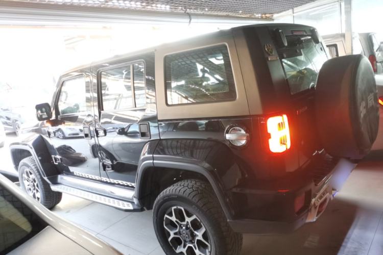 Used Beijing Auto BJ40 2019 PLUS 2.3T Automatic Four-Wheel Drive Flagship Edition China VI Emission Standard
