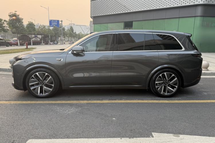 Used Li Auto L9 2022 Max model
