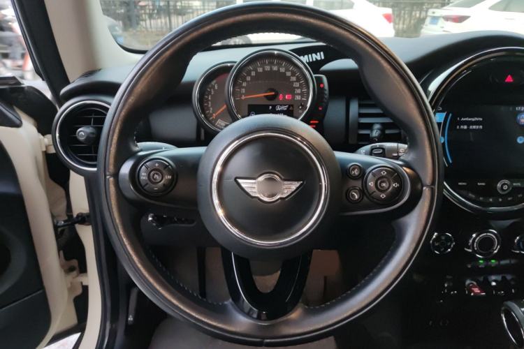 Used  MINI 2014 1.2T ONE+
