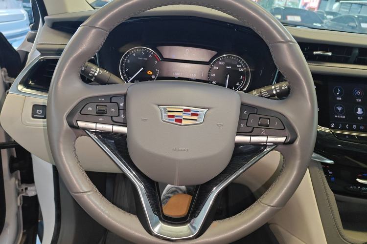 Used Cadillac XT6 2022 2.0T Six-Seater Four-Wheel Drive Luxury Version
