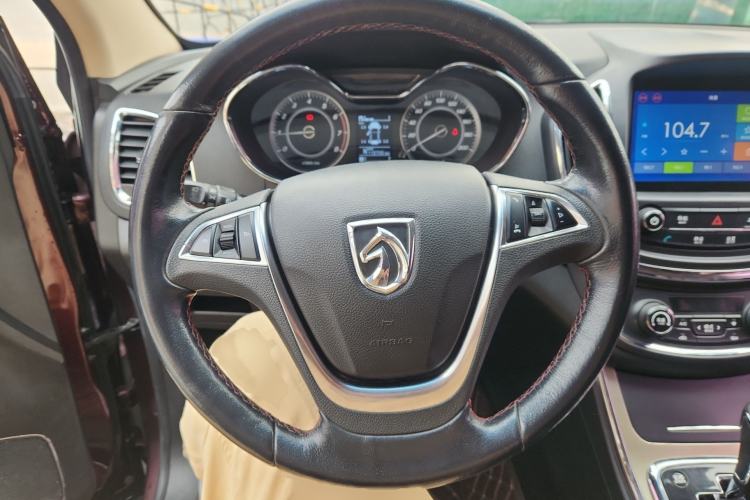 Used Baojun 560 2016 1.8L iAMT Luxury Model
