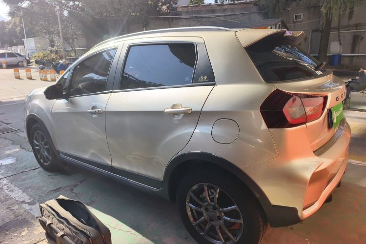 Used Geely Auto Vision X3 2021 PRO 1.5L CVT Deluxe Model
