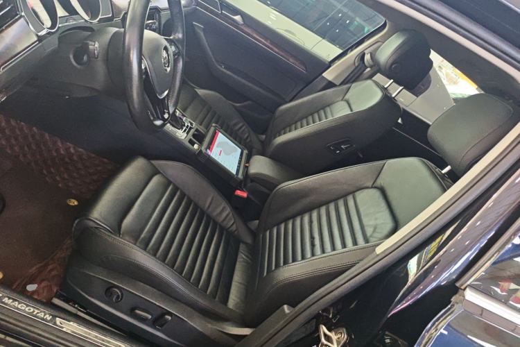 Used Volkswagen Magotan 2019 330TSI DSG Luxury Version China VI Standard