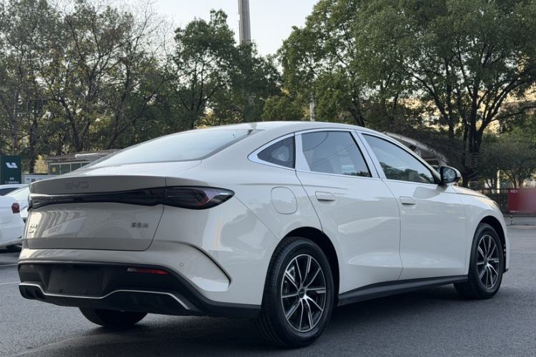 Used BYD Seal 06 New Energy 2024 DM-i 120KM Luxury Model