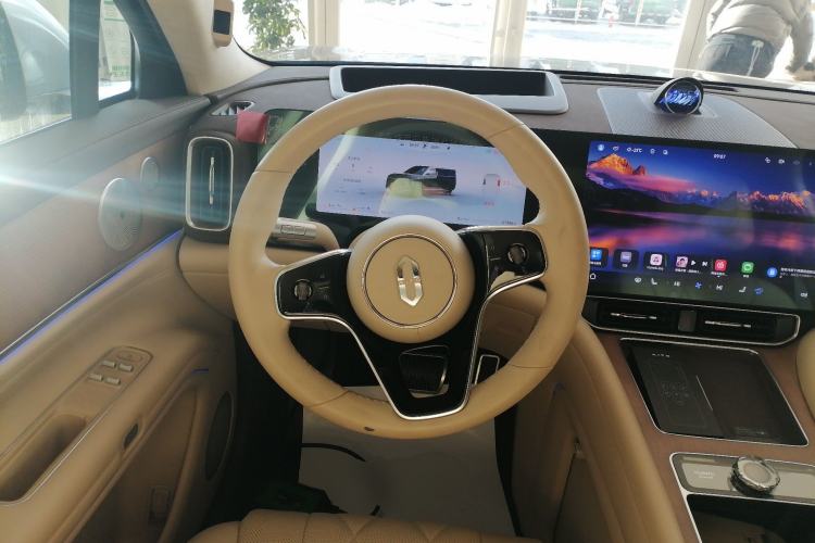 Used Hima AITO M9 2024 Range-Extended Ultra Version 42 kWh 6-Seater Model
