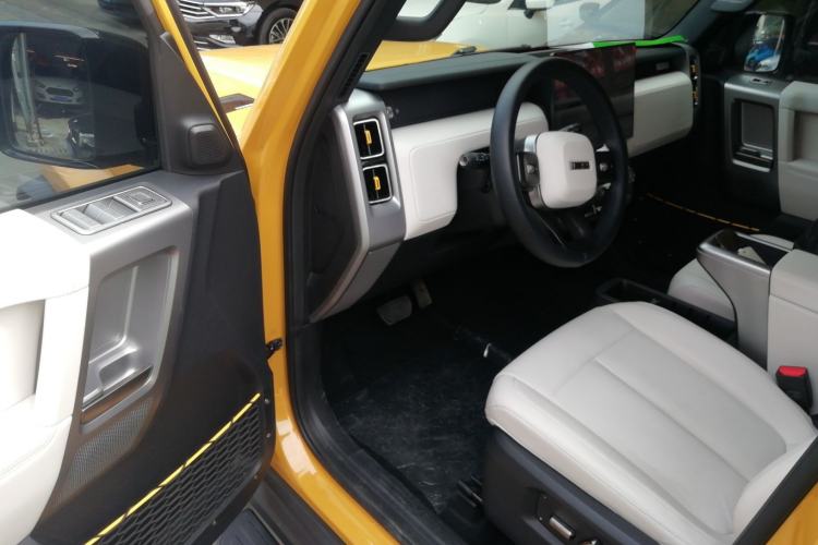 Used  V23 2025 401 Two-Wheel Drive Intelligent Driving Version