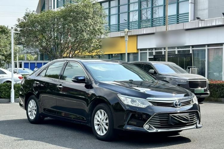 Used Toyota Camry 2015 Dual-Engine 2.5 HG Luxury Navigation Edition

