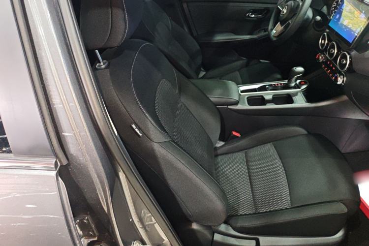 Used Nissan Sylphy 2026 Model 1.6L CVT Worry-Free Edition
