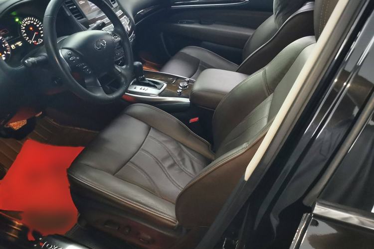 Used Infiniti QX60 2014 2.5 S/C Hybrid All-Wheel-Drive Versatile Edition