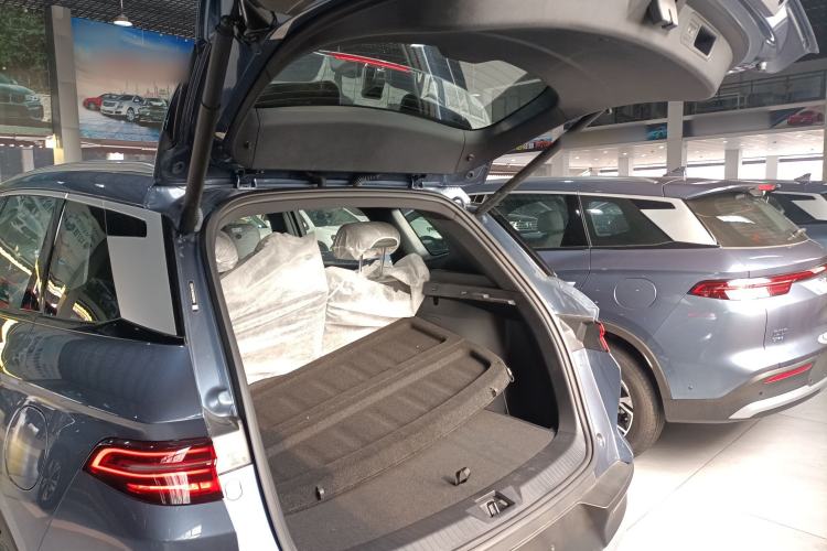 Used BYD Song Pro New Energy 2025 2nd Generation Intelligent Driving Version DM-i 75KM Overachiever Trim
