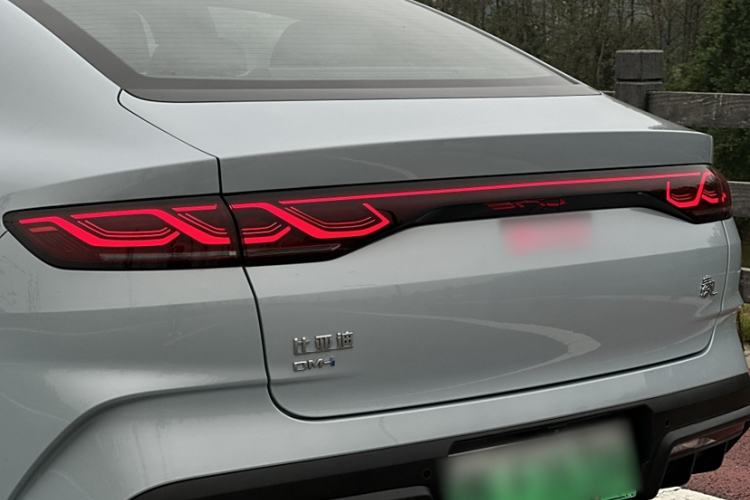 Used BYD Qin L 2024 DM-i 120KM Excellence Model
