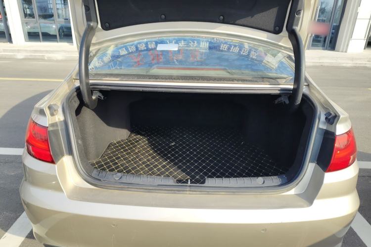 Used Geely Auto Emgrand GL 2017 1.8L Manual Elite Model