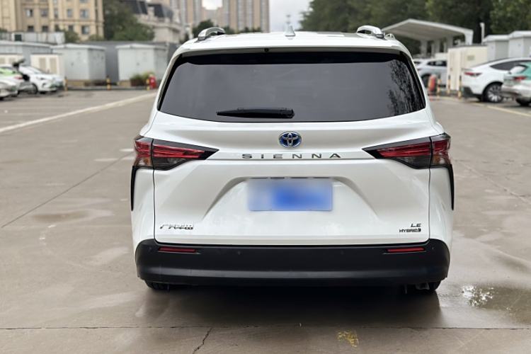 Used Toyota Sienna 2023 2.5L Hybrid Comfort Edition
