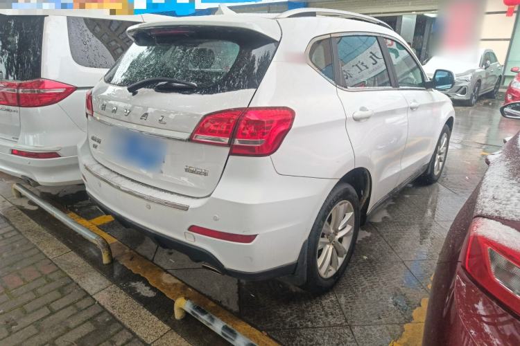 Used Haval H2 2016 Red Label 1.5T Manual Two-Wheel Drive Elite Model
