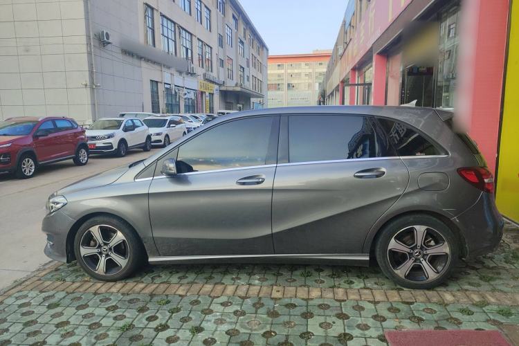 Used Mercedes-Benz B-Class 2017 B 200 Fashion Model
