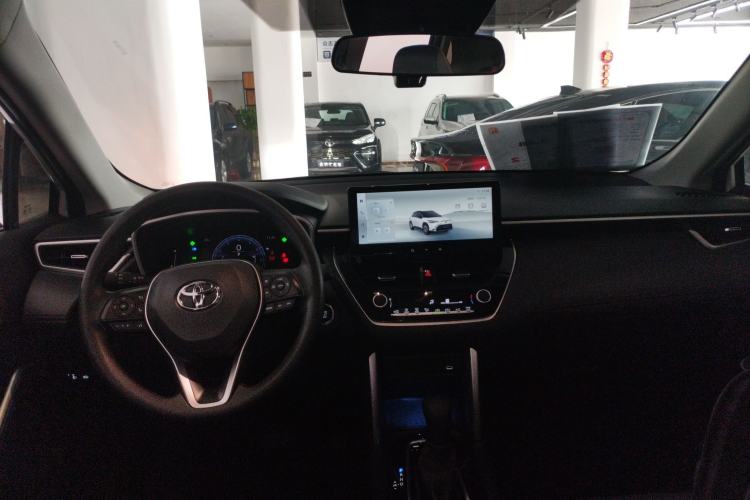 Used Toyota FRONTLANDER 2023 2.0L CVT Luxury Edition
