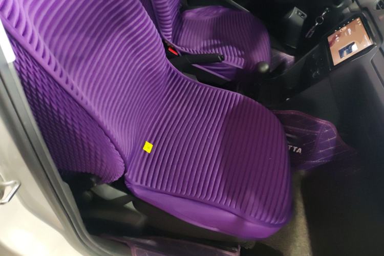 Used Volkswagen Jetta 2015 Value Edition 1.6L Manual Fashionable Style
