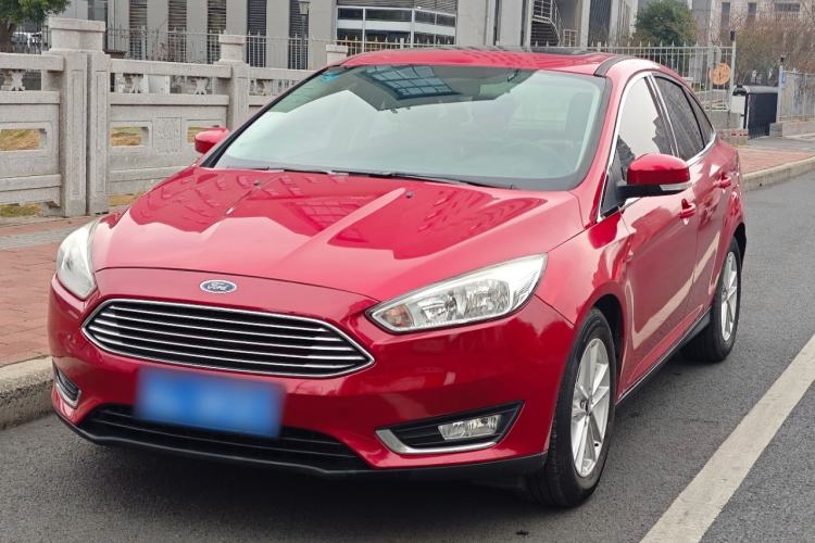 Used Ford Focus 2017 Sedan 1.6L Automatic Fashion Edition Smart Drive Version
