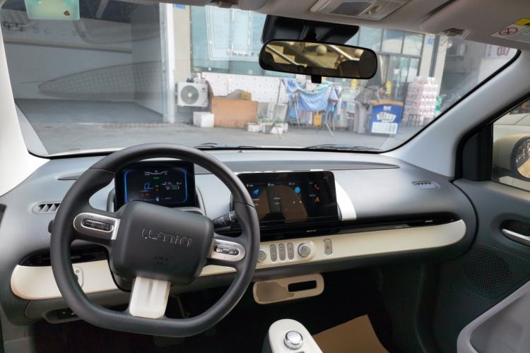 Used  Lumin 2022 301km Honey-Sweet Version
