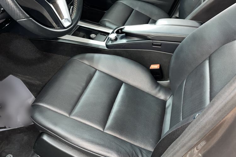 Used Mercedes-Benz GLK-Class 2014 GLK 260 4MATIC Dynamic Model