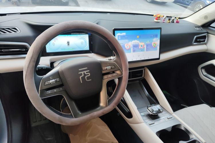 Used BYD Yuan UP 2024 401KM Beyond Edition