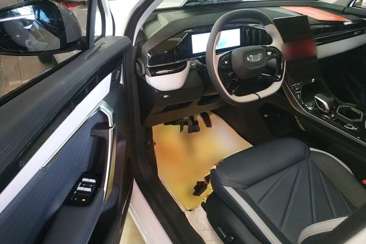 Used Geely Auto FX11 2023 1.5TD DCT Glory Edition
