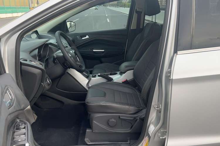 Used Ford Kuga 2013 1.6L GTDi Two-Wheel-Drive Trend Model
