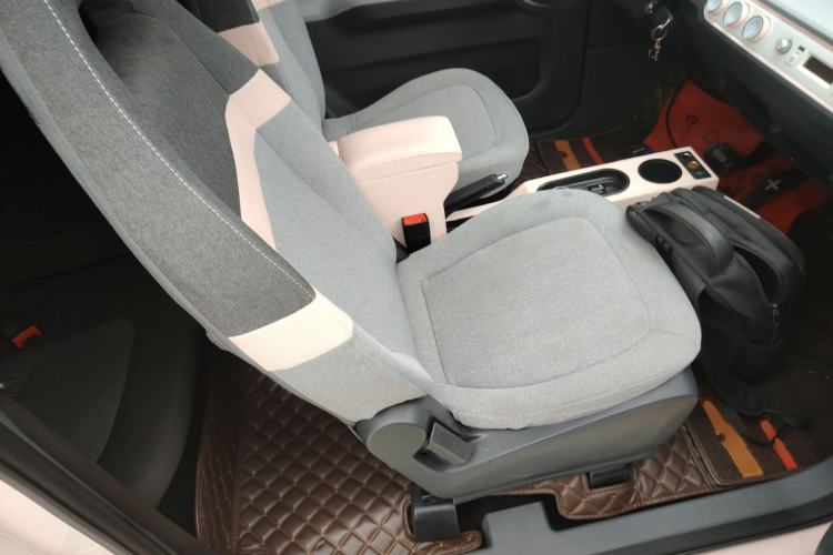 Used Wuling Hongguang MINIEV 2021 Macaron Fashion Model Lithium Iron Phosphate
