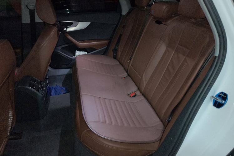 Used Audi A4L 2018 30th Anniversary Edition 40 TFSI Fashion Model
