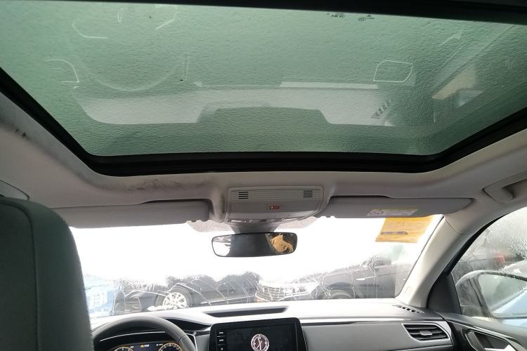 Used Volkswagen Tharu 2025 NewRui 300TSI Prestige Edition