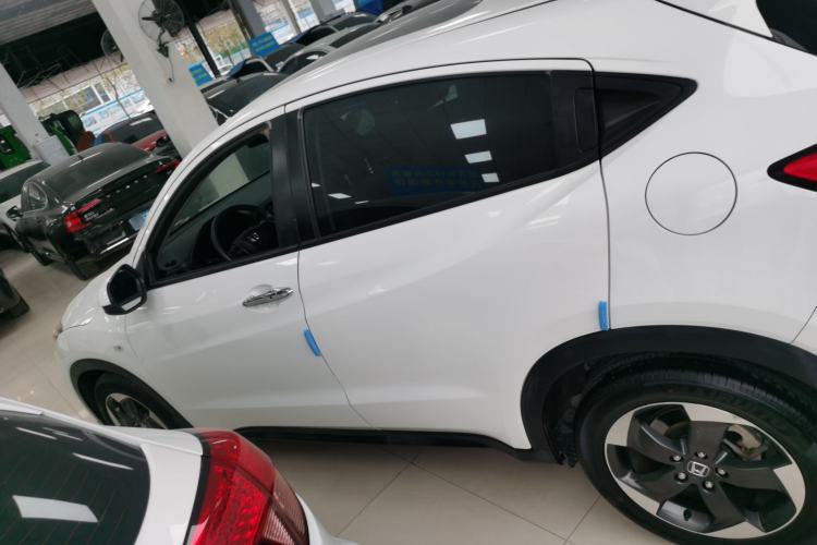 Used Honda Vezel 2016 1.8L CVT Front-Wheel Drive Pioneer Edition
