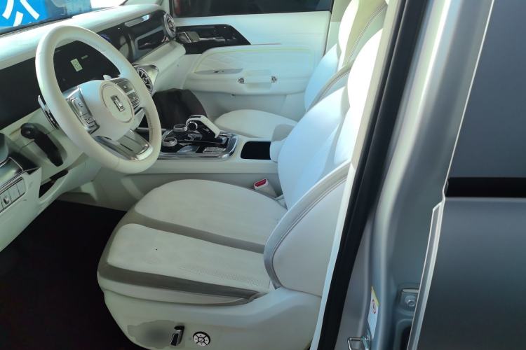 Used  Tank 300 2021 2.0T Cyber Tank