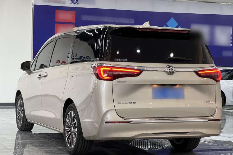 Used Buick GL8 2021 ES Landtrek 653T Luxury Model
