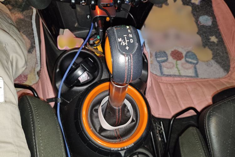 Used  MINI 2016 2.0T COOPER S Pioneer Edition Five-Door Model
