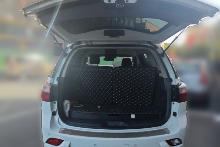 Used Isuzu mu-X 2017 3.0T Four-Wheel Drive Automatic Luxury 7-Seater China IV Standard