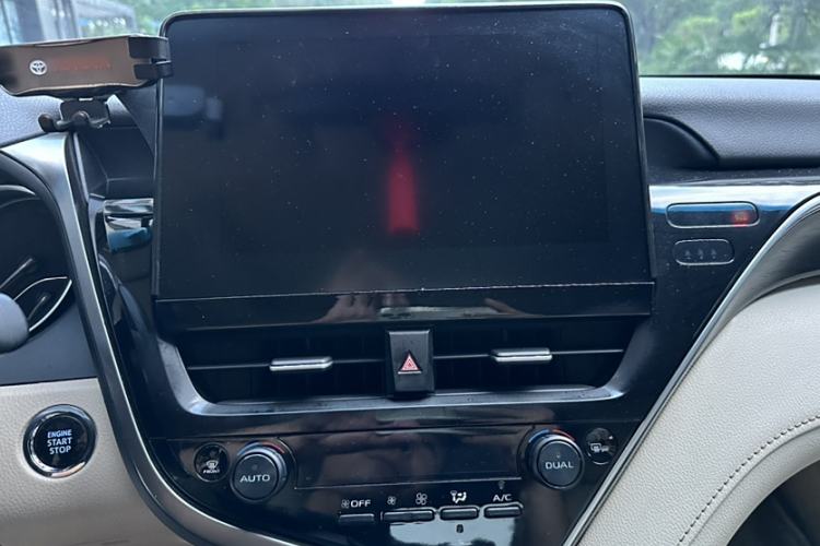 Used Toyota Camry 2021 2.0G Luxury Edition
