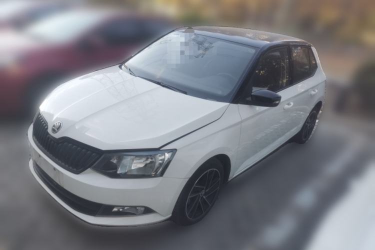 Used Skoda Fabia 2015 1.6L Automatic Sport Edition
