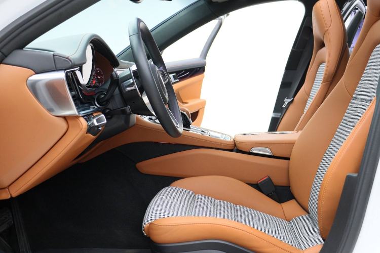 Used Porsche Panamera 2017 Panamera 4 Sport Turismo 3.0T
