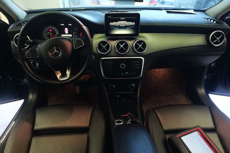 Used Mercedes-Benz GLA 2016 GLA 200 Blue Edition
