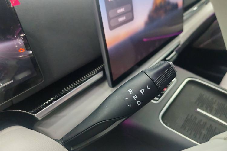 Used VOYAH Dream 2025 PHEV Four-Wheel-Drive Flagship Version – Qiankun Edition
