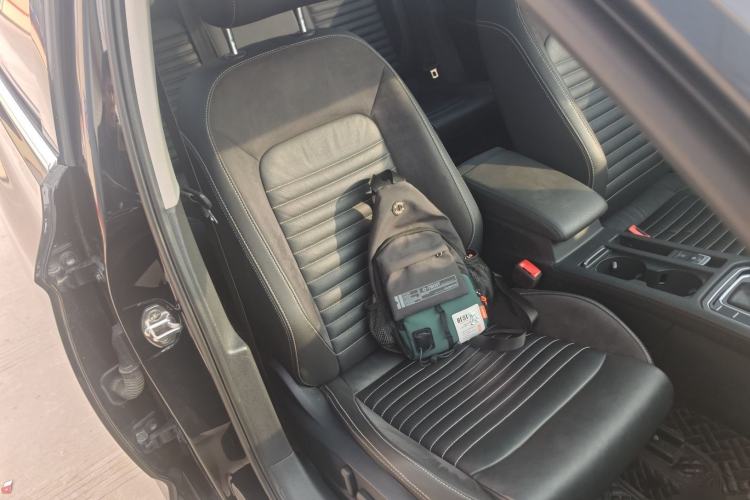 Used Volkswagen Magotan 2020 330TSI DSG Leading Model
