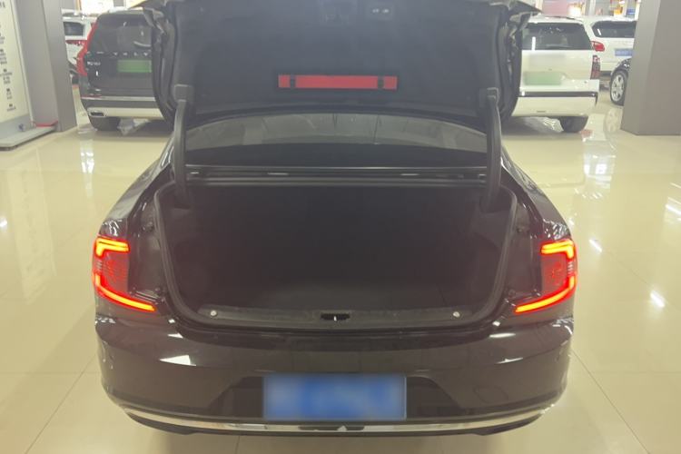 Used Volvo S90 2023 B5 Zhiyuan Luxury Edition