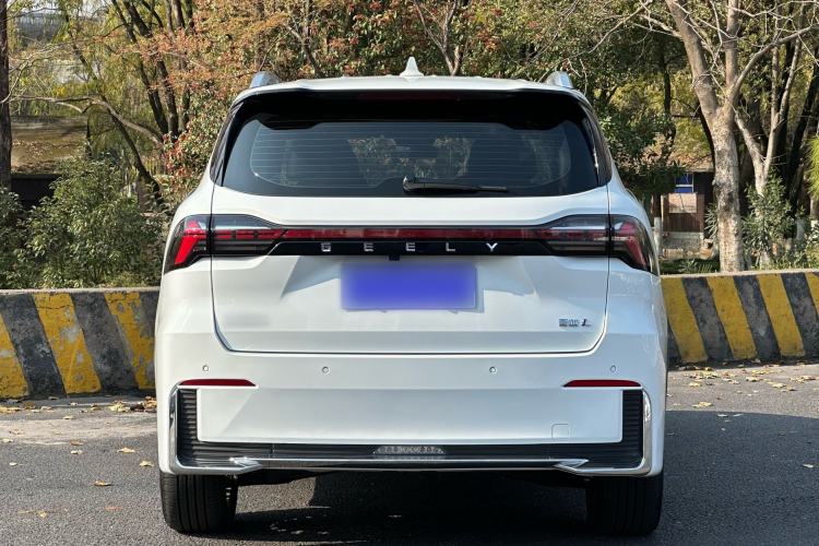 Used Geely Auto Haoyue L 2025 2.0T DCT Luxury Edition