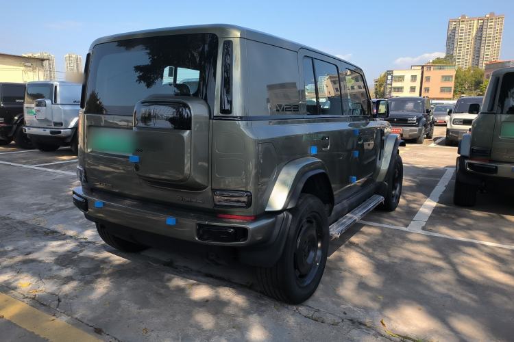 Used  V23 2025 401 Two-Wheel Drive Advanced Edition
