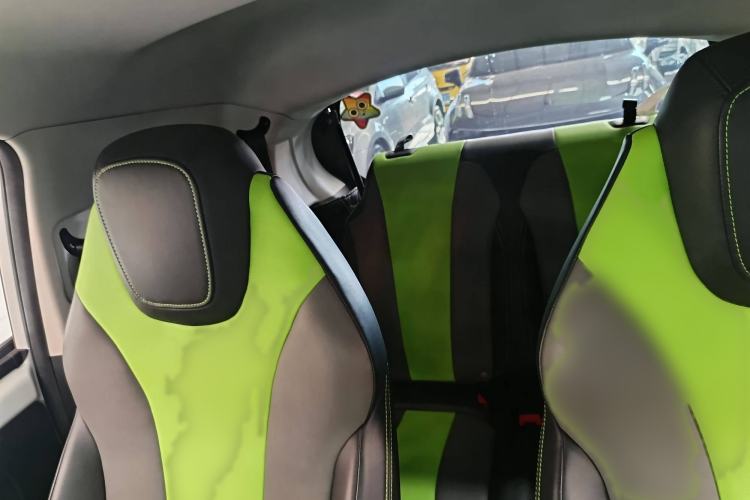 Used Roewe Clever 2021 302 km New Four-Seater Super-Efficient Version
