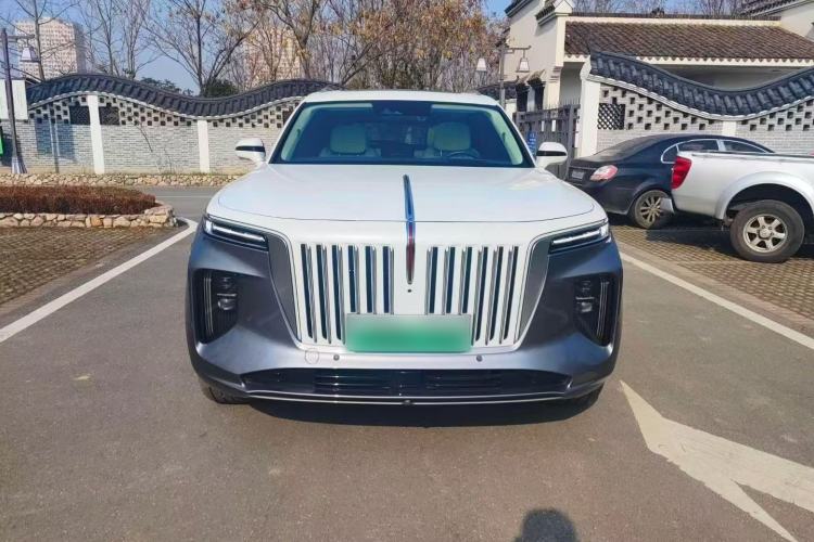Used Hongqi E-HS9 2022 660 km Range Flagship Edition Four Seats
